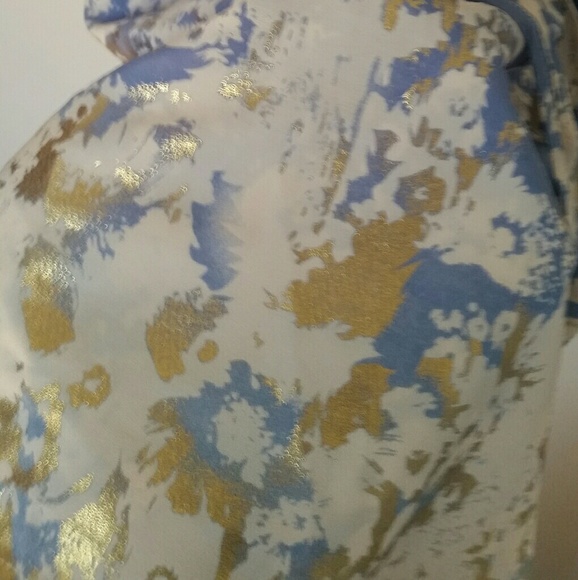 Ecoté Flowy Blouse - Picture 6 of 6